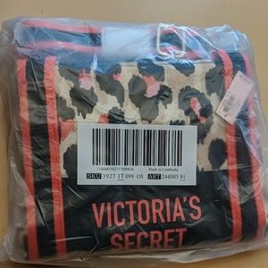 Victoria's secret duffle bag